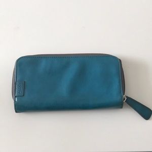 Aldo wallet